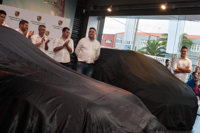 019 presentacin porsche 2010 ares racing 014